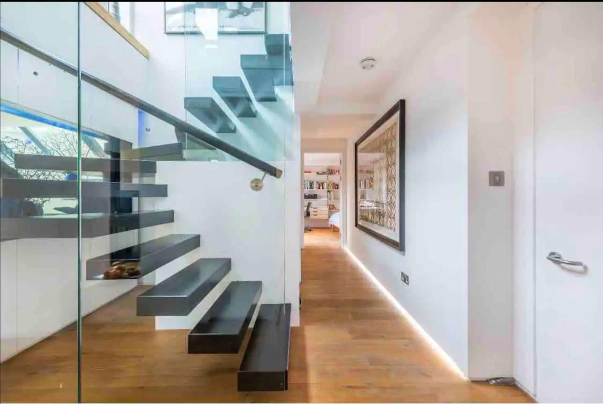Stunning 3 Bedroom, 3 Bathroom Duplex With Terrace London Exterior foto